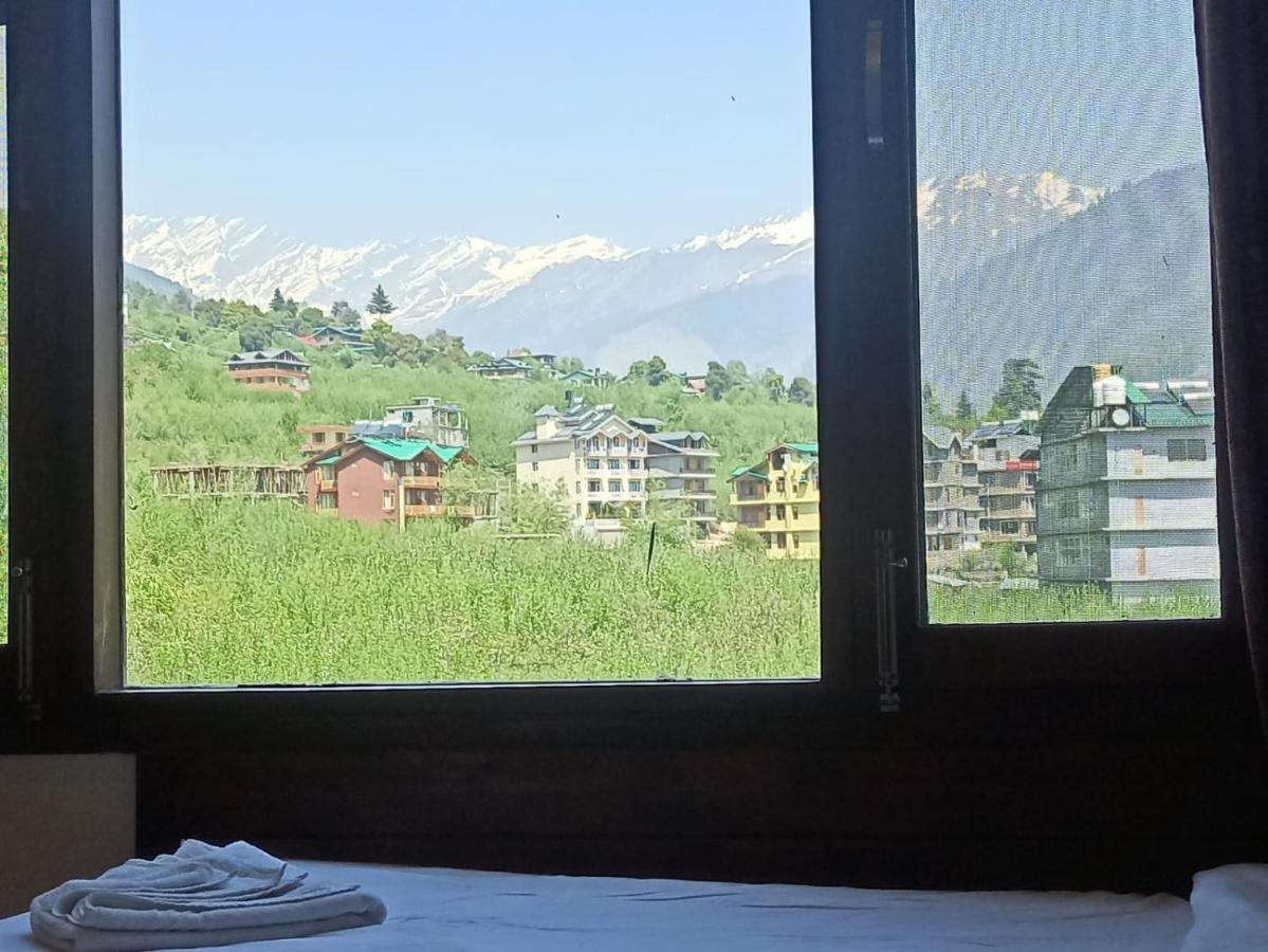Misty Mountain Manali Hotel Exterior photo