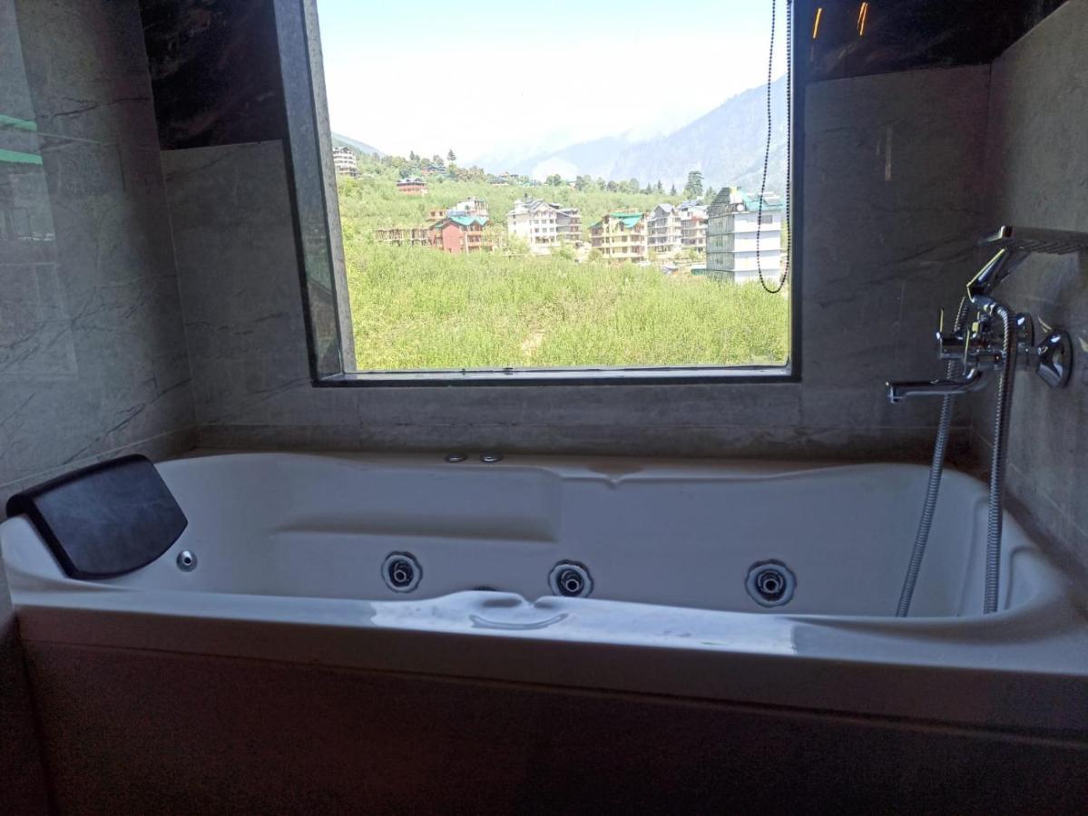 Misty Mountain Manali Hotel Exterior photo